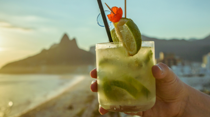 caipirinha drinks para curtir o carnaval em casa