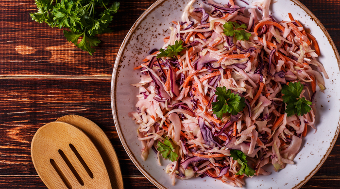 salada americana de repolho e maionese 